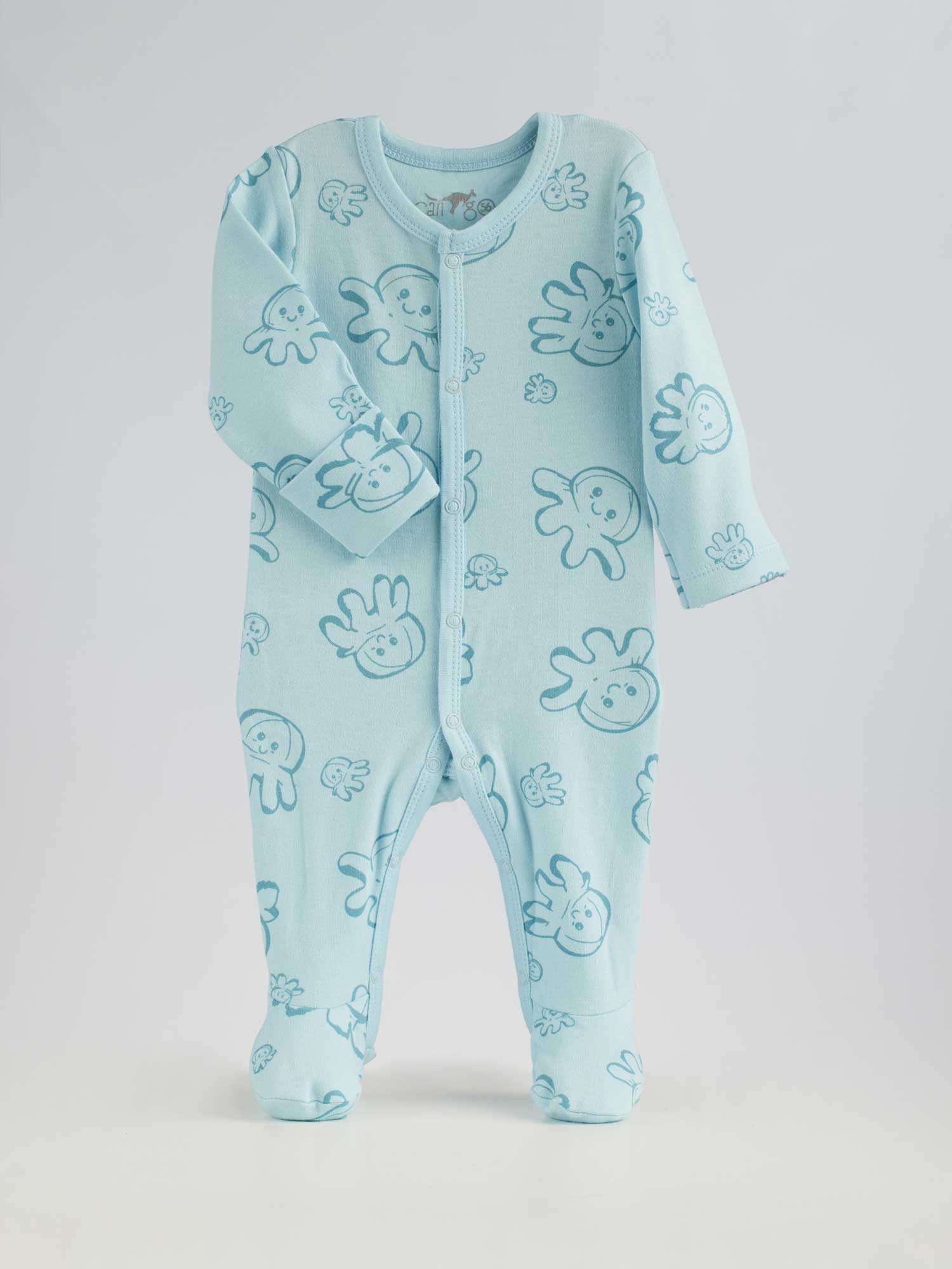 Baby Overall Sea Friends 333 is a special one-piece overall made specifically for little ones. Crafted with an attention to comfort and warmth, the overall features ultra-soft cotton material, making it thicker and warmer than most sleeping overalls. 