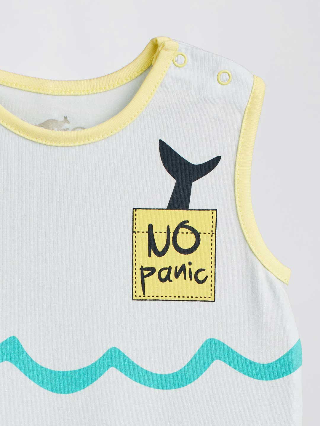 This cute shark print saying "No Panic" adds a cheerful touch to Baby Sleeveles Bodysuits 168 that have been designed to be stylish as well as comfy!