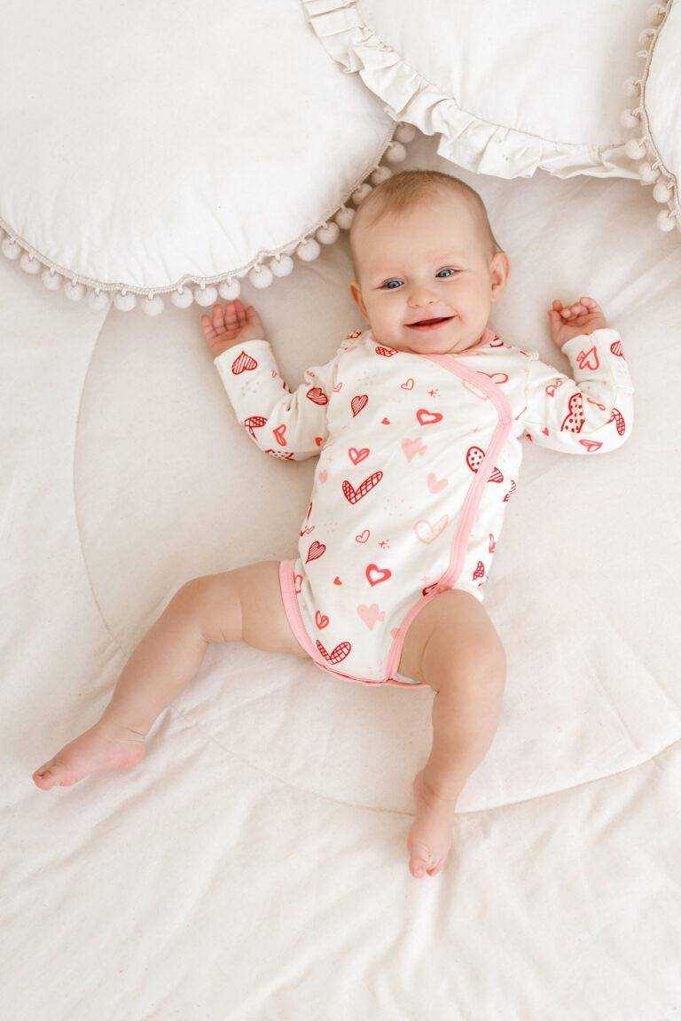 Infant Bodysuit Hearts 238